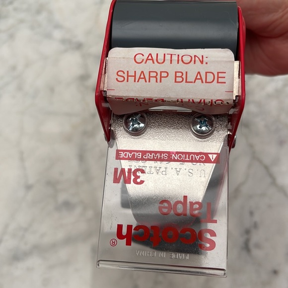 New scotch tape gun dispenser - Picture 7 of 8